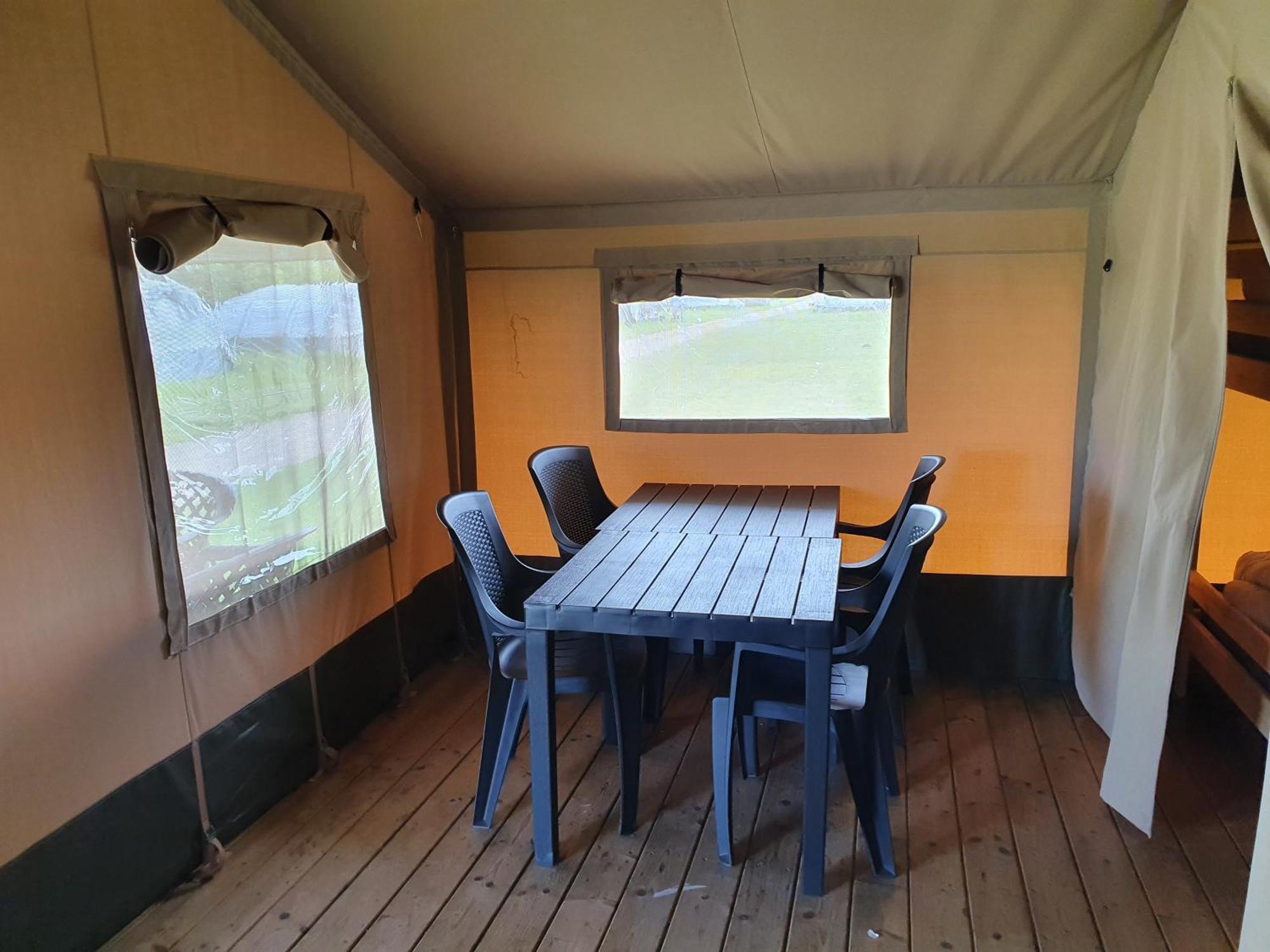 Camping De Oude Rijn Ter Aar Ruang foto