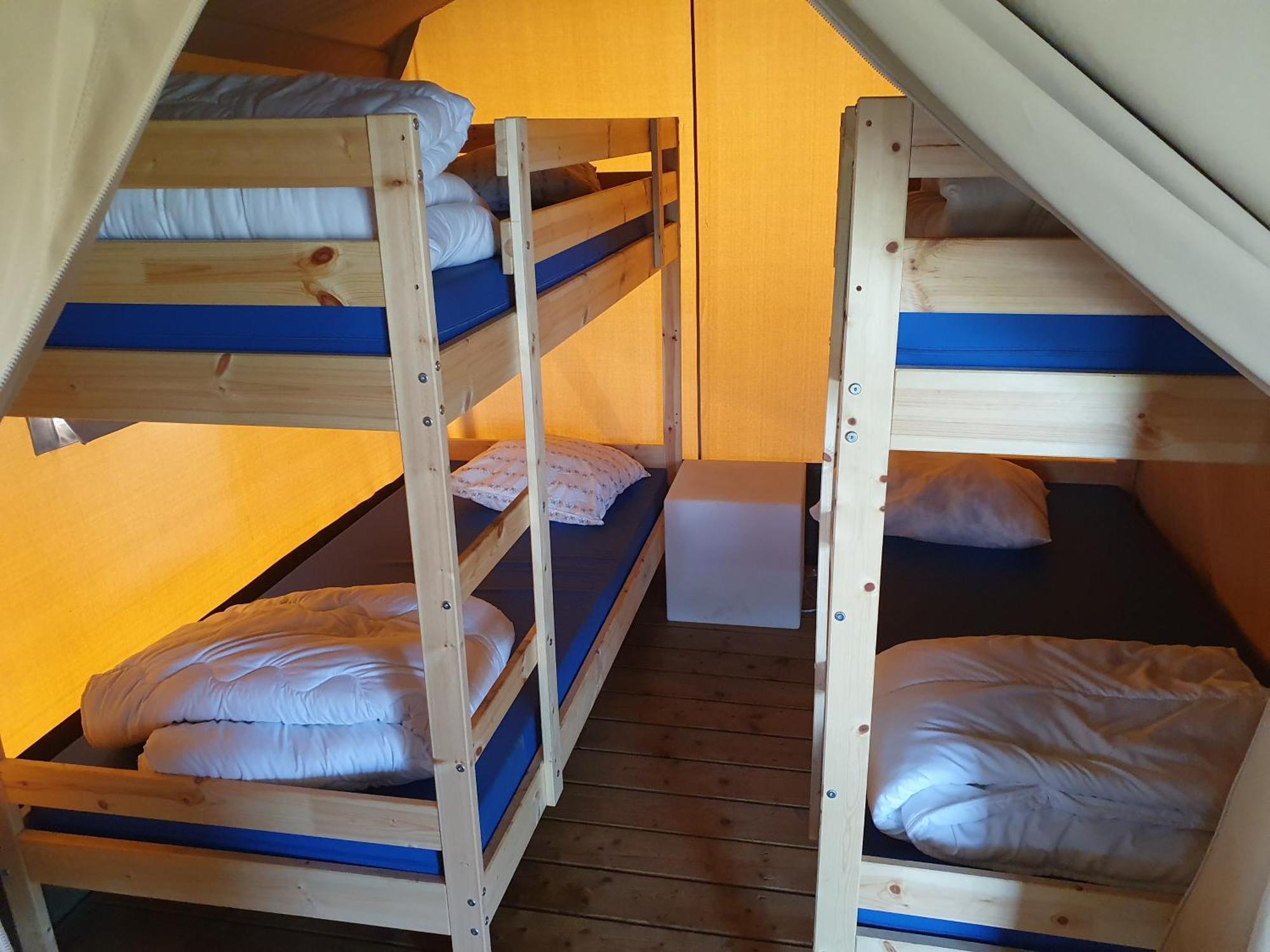 Camping De Oude Rijn Ter Aar Ruang foto